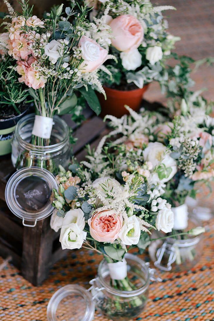Hochzeitsdeko von der Floristen - Blumen für die Hochzeit